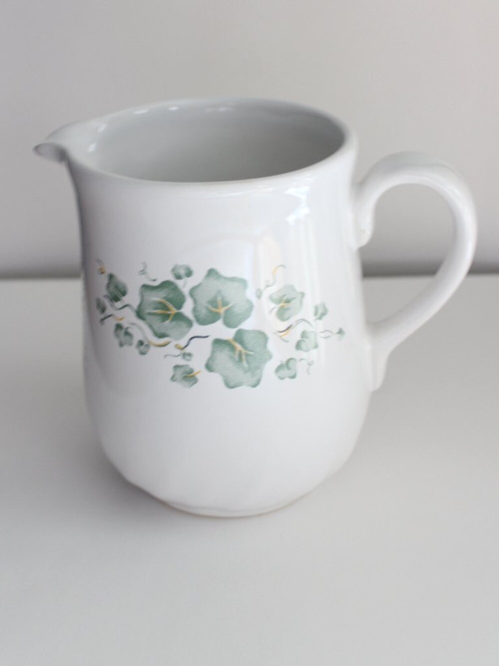 Corelle Callaway Ivy Creamer